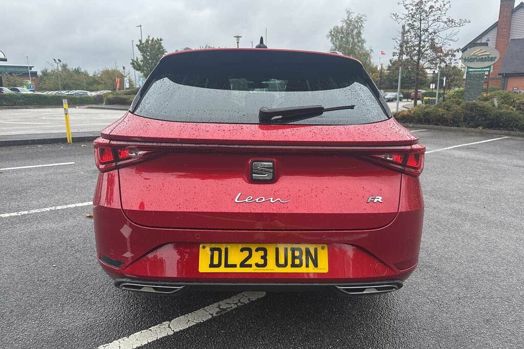 Seat Leon Fr White #11