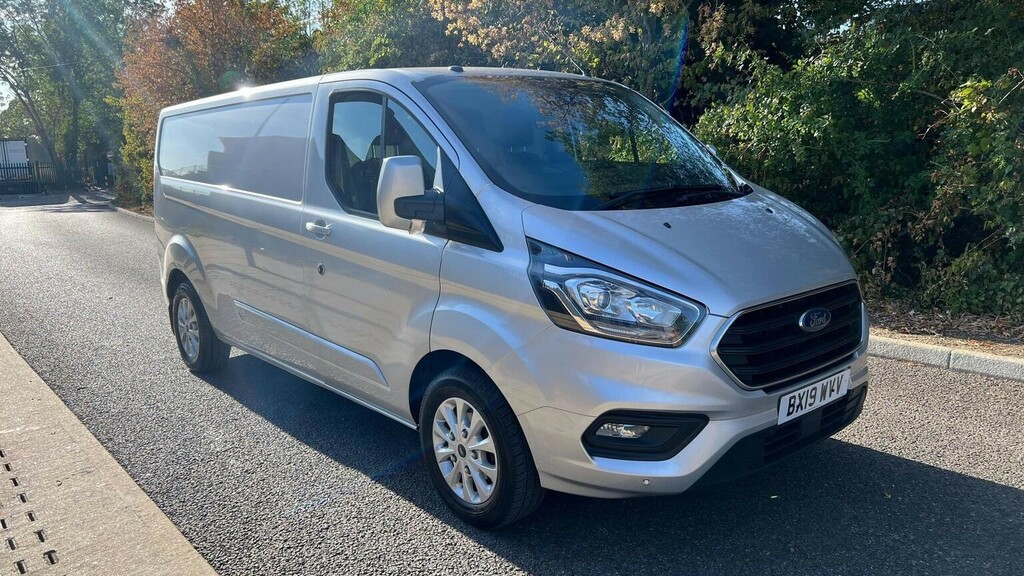 Ford Transit Custom Panel Van 2.0 300 Ecoblue Limited L2 H1 Euro 6 BX19WVV Silver