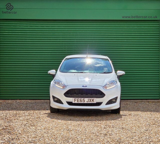 Ford Fiesta Ecoboost Zetec S Hatchback White #2