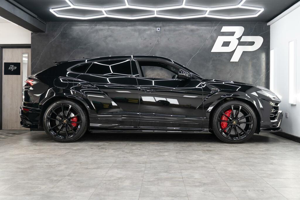Lamborghini Urus 4.0 Suv 2022 - 2025 Black #2