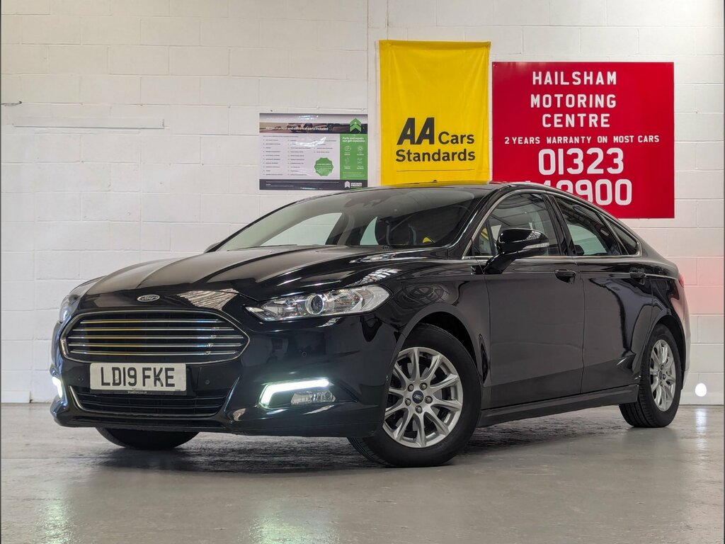 Ford Mondeo 2.0 Tdci Titanium Edition Hatchback Man LD19FKE Black #2