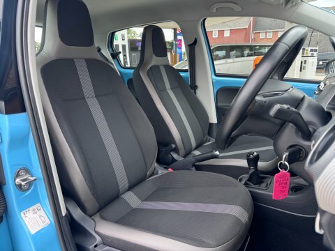 Volkswagen Up High Up Bluemotion Blue #3