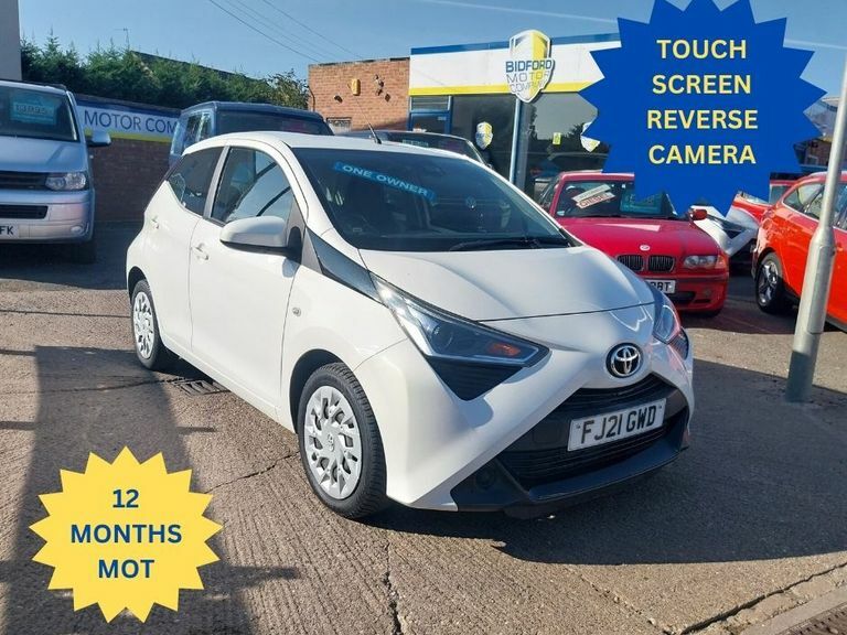 Toyota Aygo Vvt-i X-play Tss White