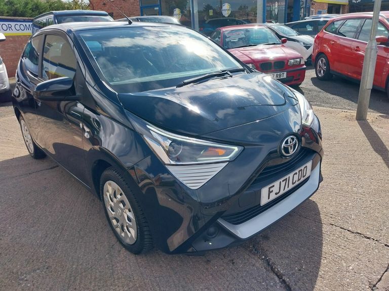 Toyota Aygo Vvt-i X-play Tss Black #2