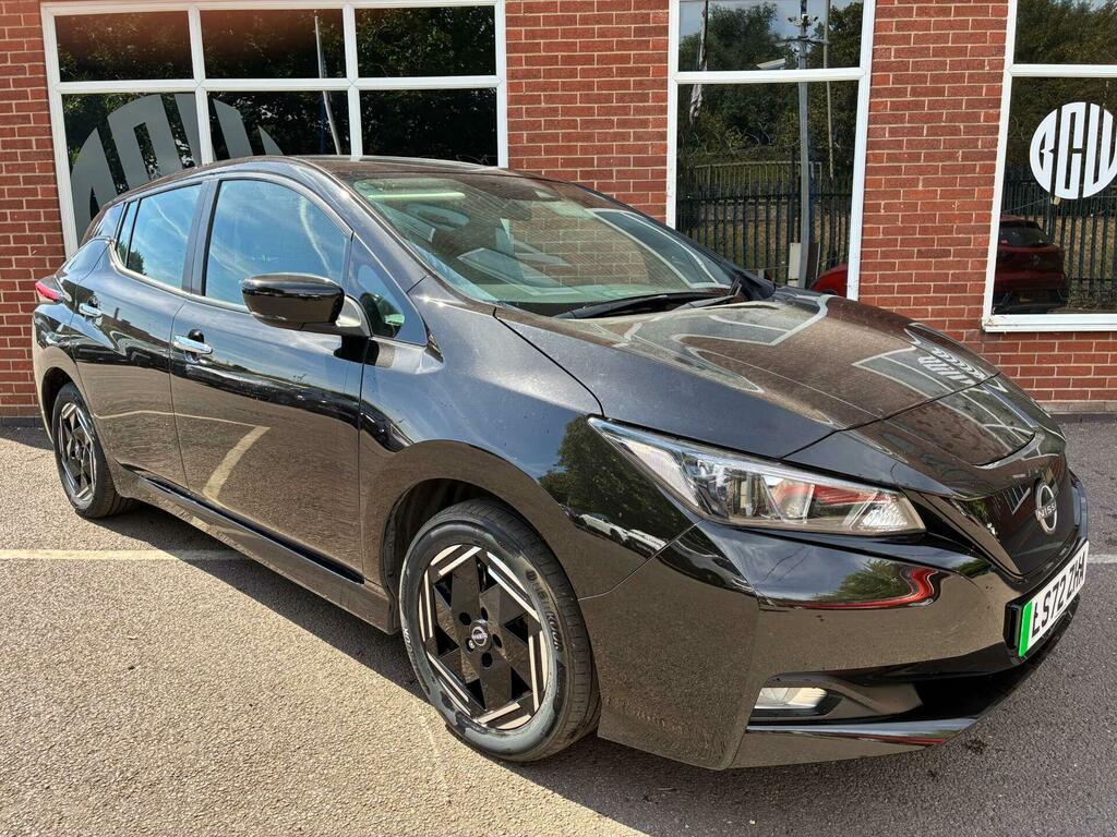 Nissan Leaf 39Kwh Acenta Black