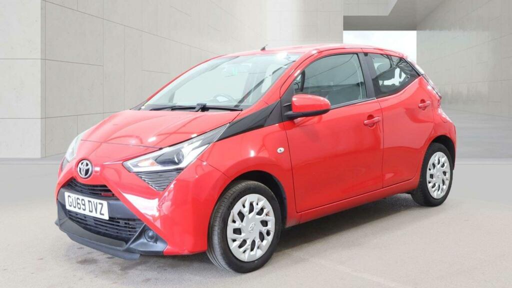 Toyota Aygo X X-play GU69DVZ Red #6