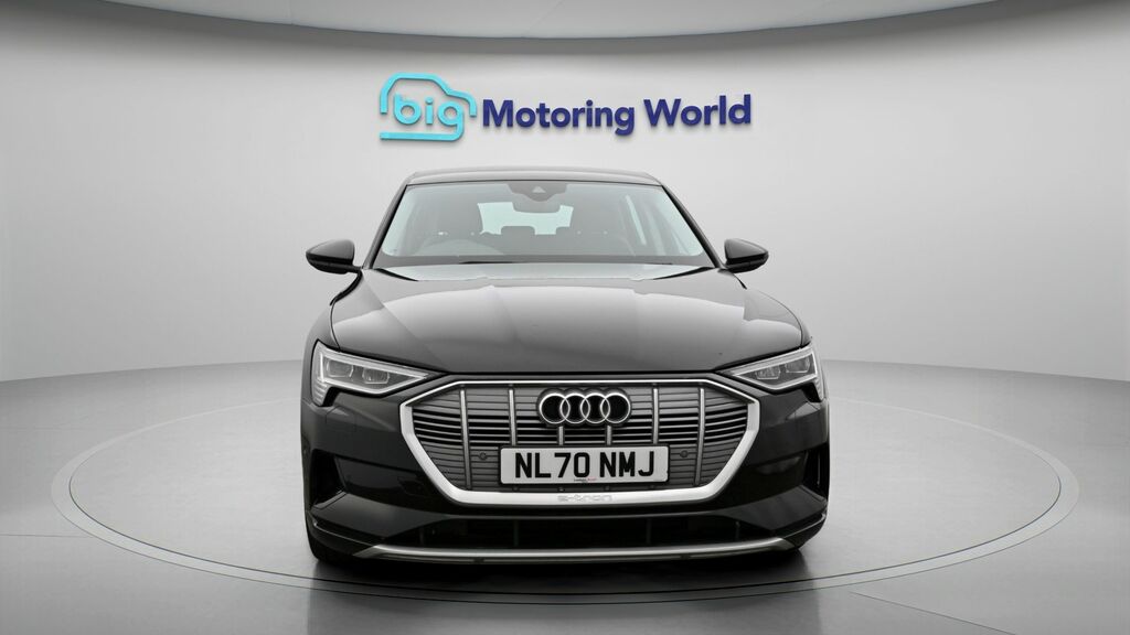 Audi E-tron Technik Black #2