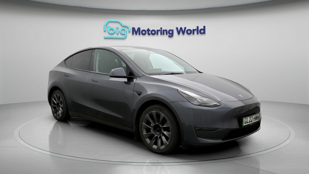 Tesla Model Y Long Range GL22HWN Grey