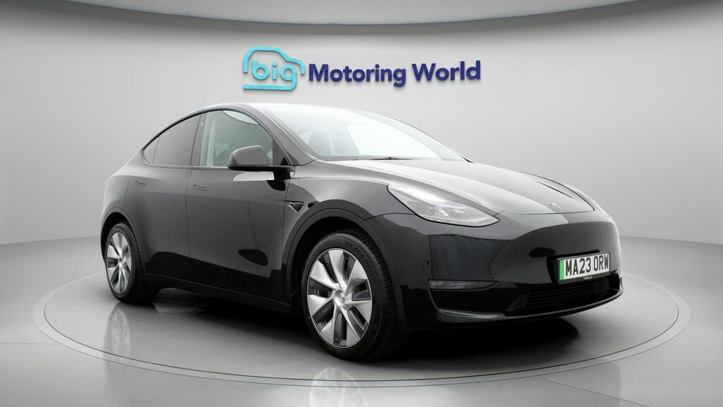 Tesla Model Y Long Range Black