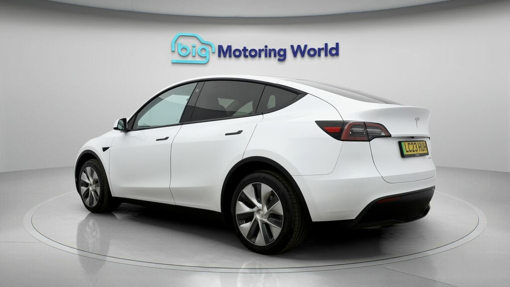 Tesla Model Y Long Range LC23HUH White #5