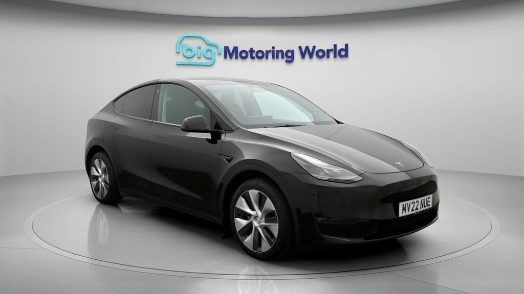 Tesla Model Y Long Range MV22NUE Black