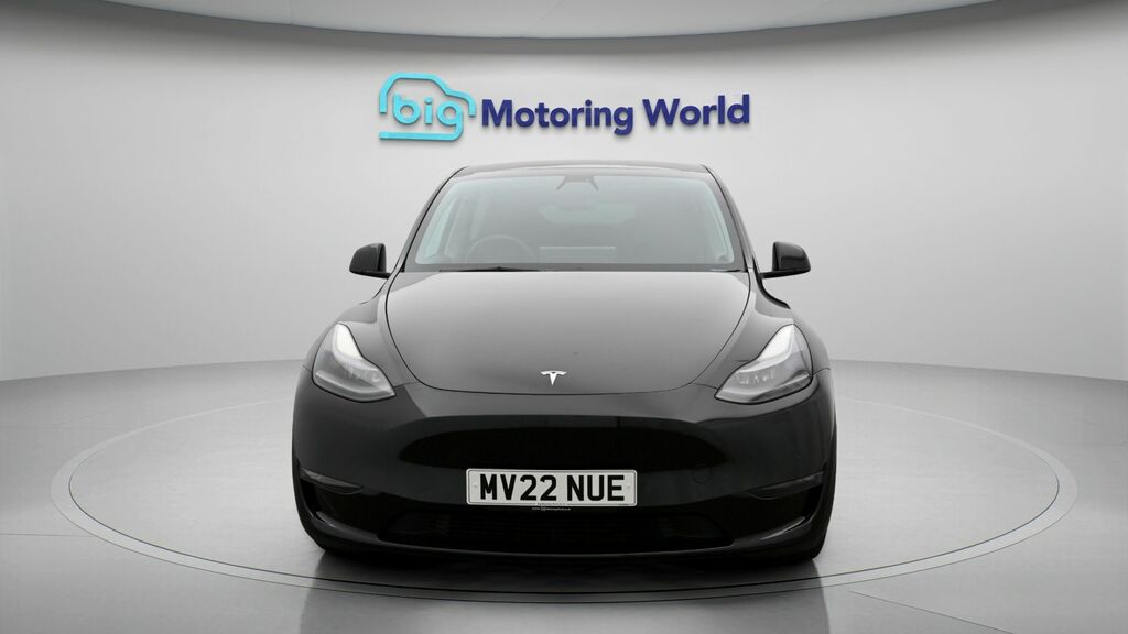 Tesla Model Y Long Range MV22NUE Black #2