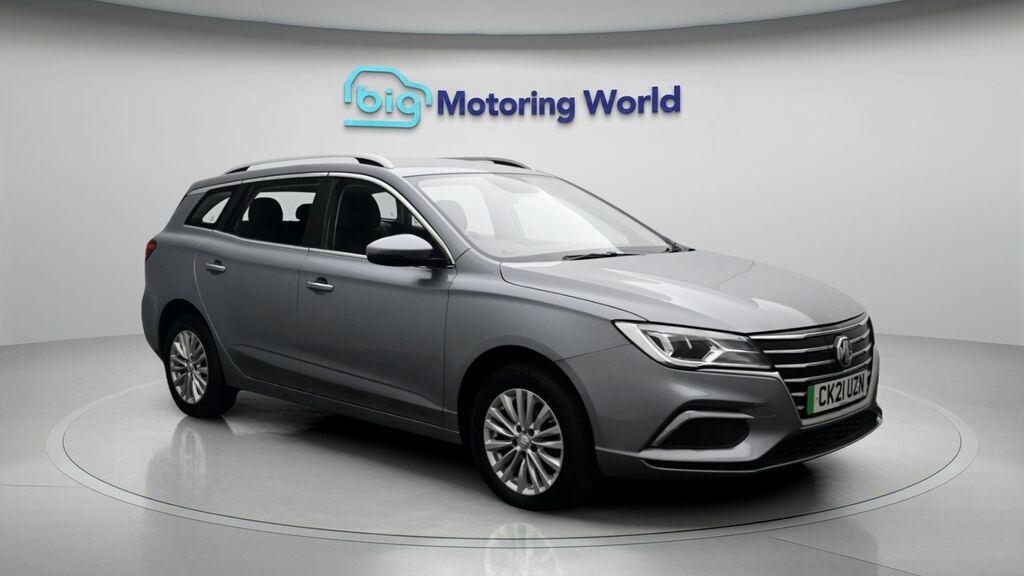 MG MG5 Exclusive Silver
