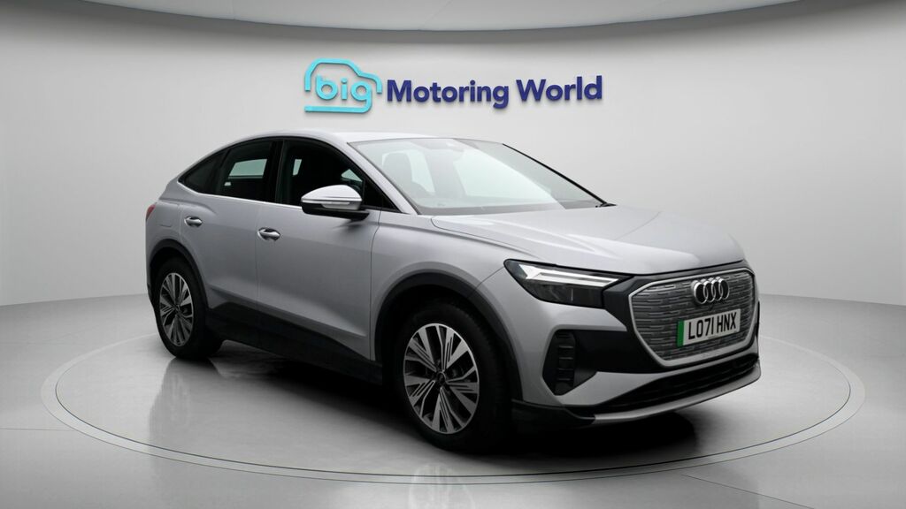 Audi Q4 E Tron Sport LO71HNX Silver