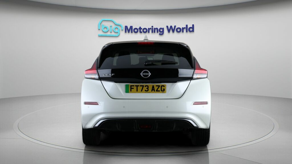 Nissan Leaf Tekna FT73AZG White #6