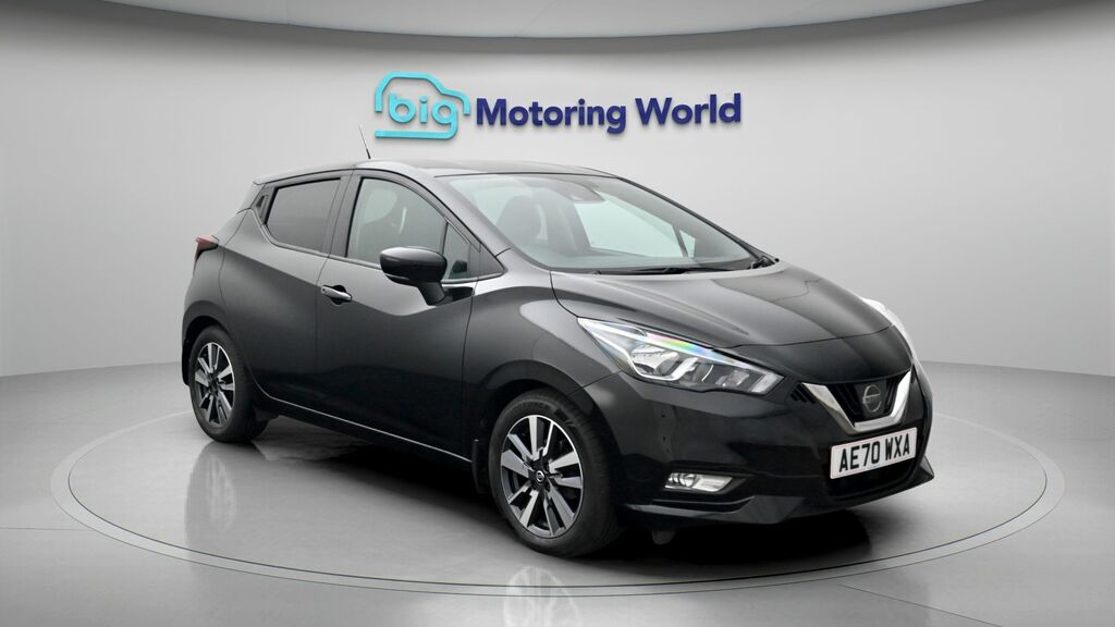 Nissan Micra Tekna Black