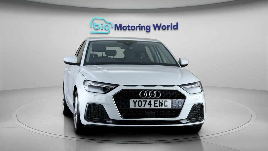 Audi A1 Sport YO74EWC White #2