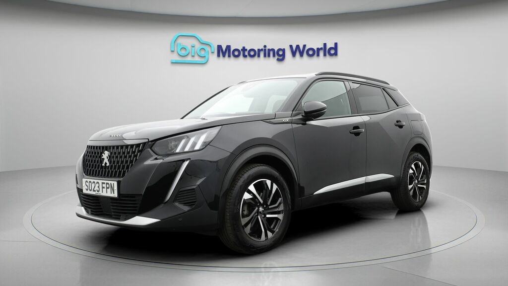 Peugeot 2008 Gt Black #3