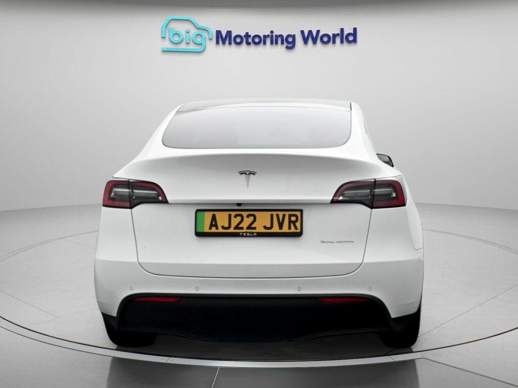 Tesla Model Y Long Range AJ22JVR White #6