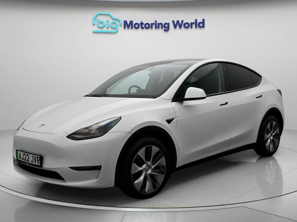 Tesla Model Y Long Range AJ22JVR White #3