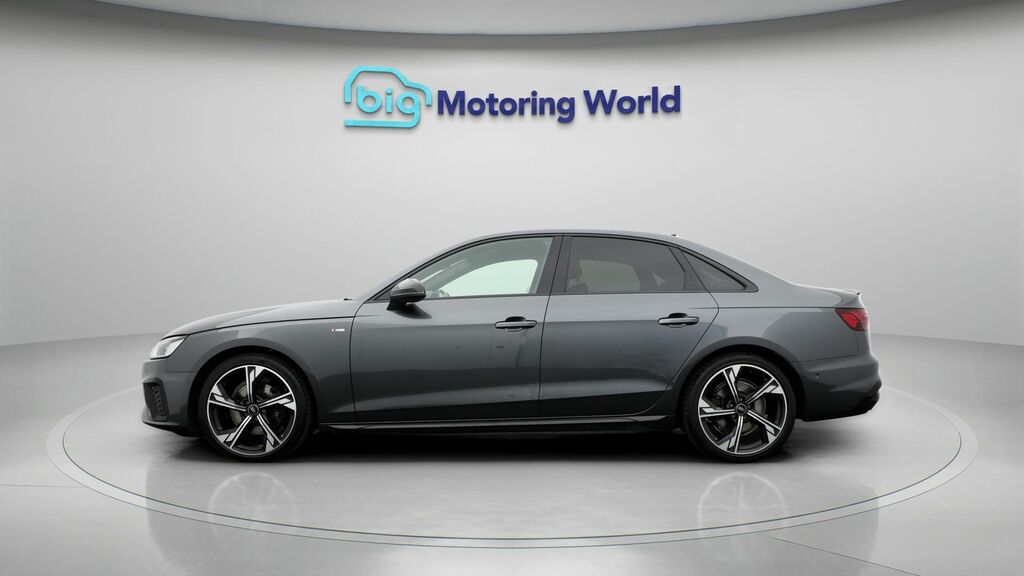 Audi A4 Black Edition LJ74YKK Grey #4
