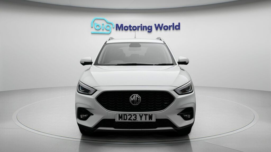 MG ZS Exclusive White #2