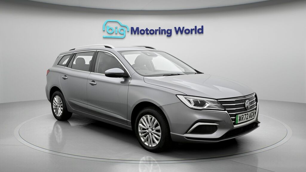 MG MG5 Exclusive Long Range Silver