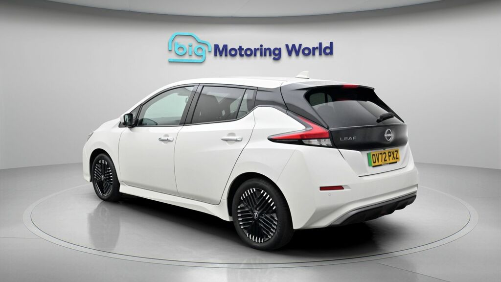 Nissan Leaf N-connecta OV72PXZ White #5