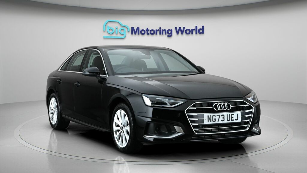 Audi A4 Sport Black