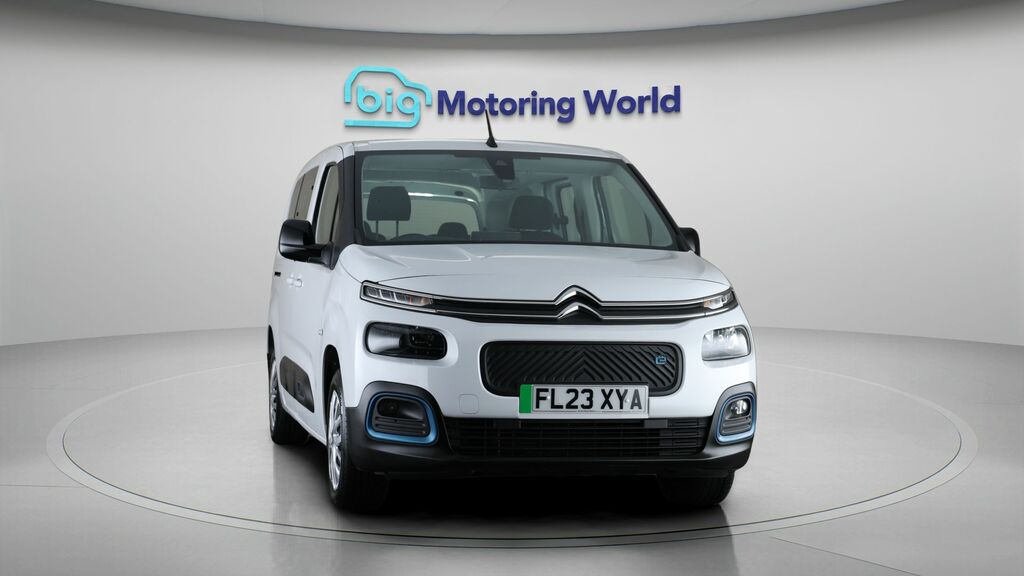 Citroen e-Berlingo Feel XL FL23XYA White #2