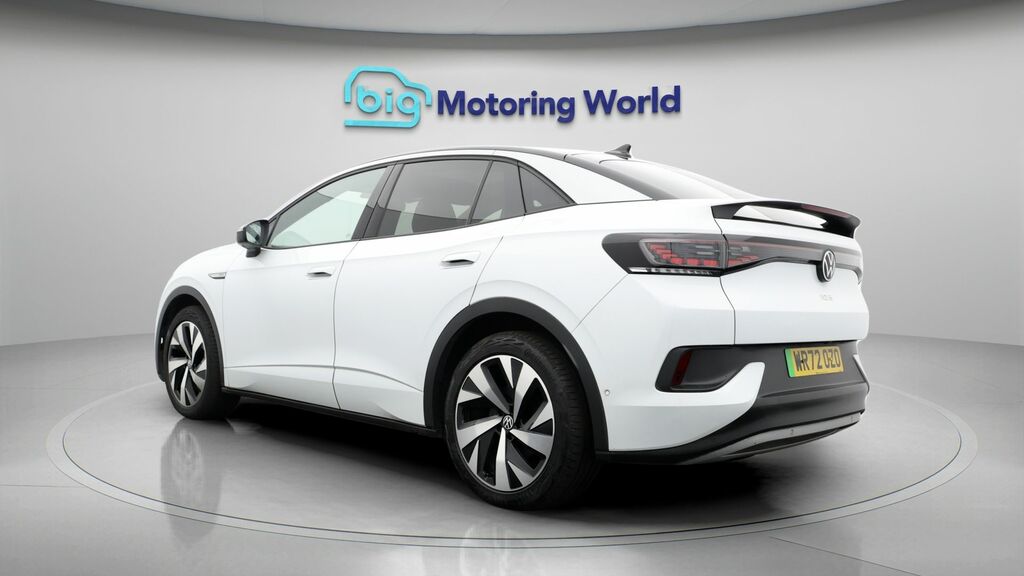 Volkswagen ID.5 Style White #5