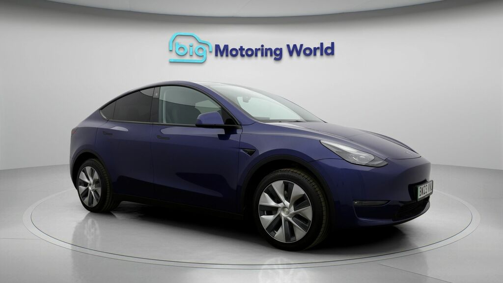 Tesla Model Y Long Range BW23VNU Blue