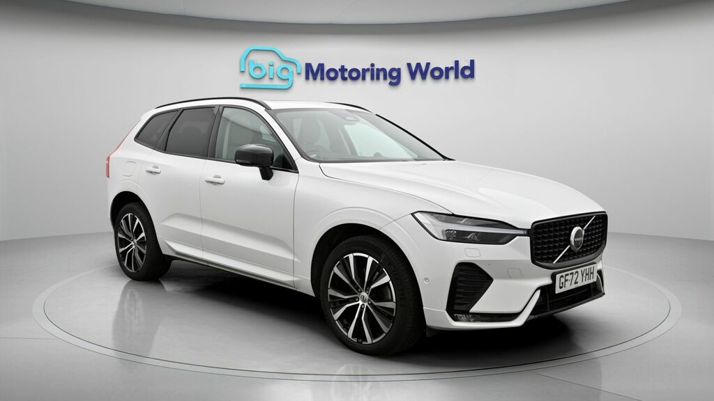 Volvo XC60 Ultimate White