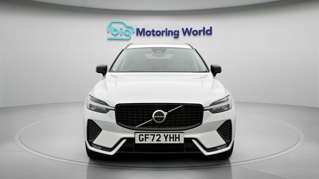 Volvo XC60 Ultimate White #2