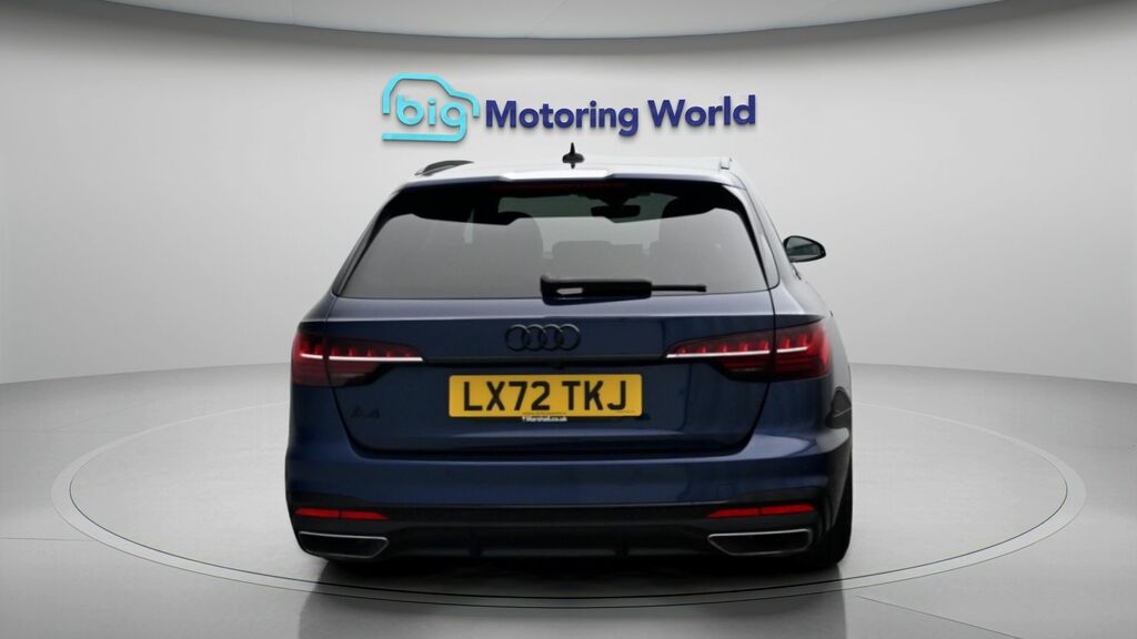 Audi A4 Avant Black Edition LX72TKJ Blue #6