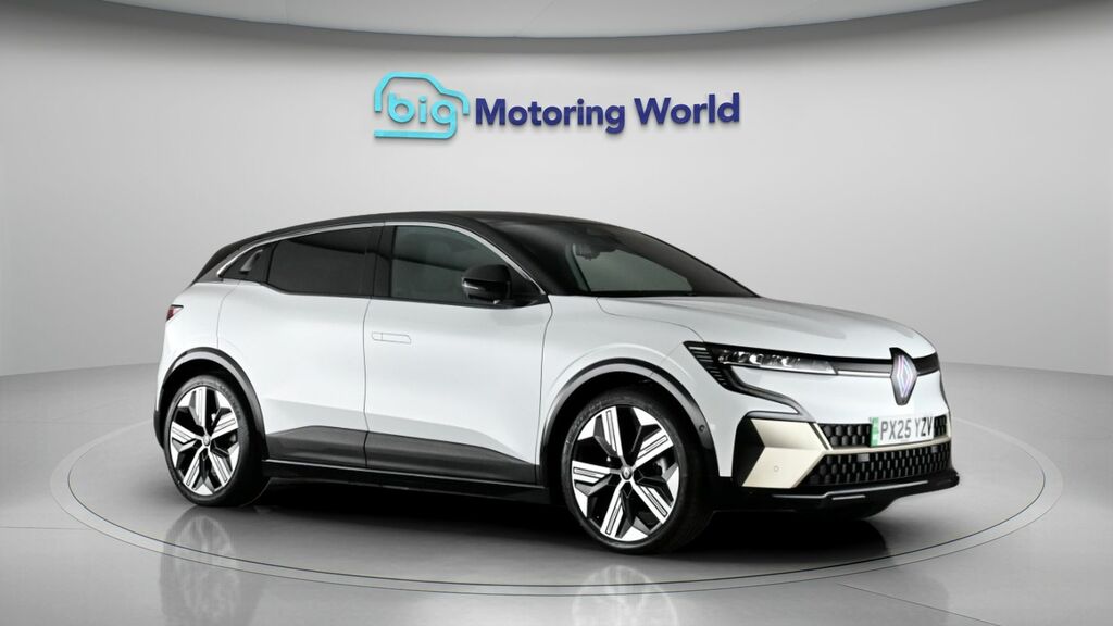 Renault Megane E-Tech Iconic Black