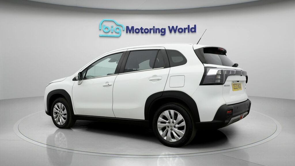 Suzuki S Cross Motion White #5