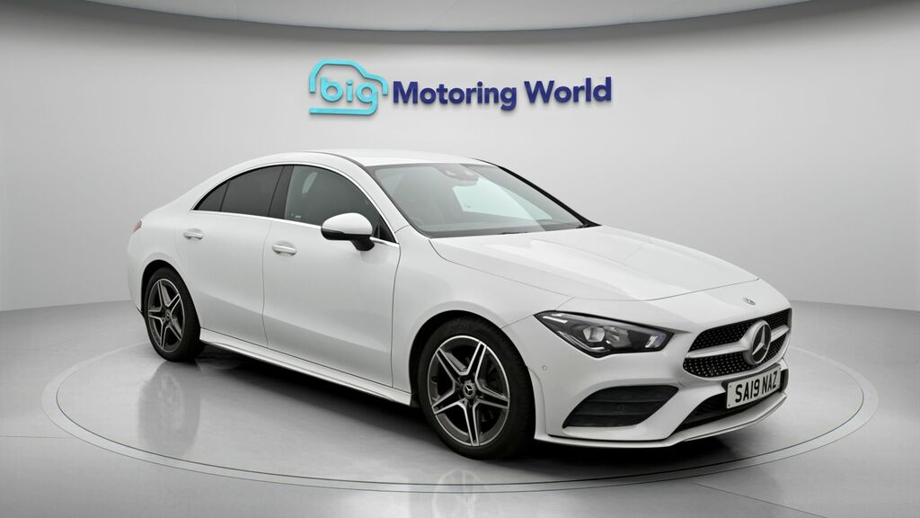Mercedes-Benz CLA Class Amg Line SA19NAZ White