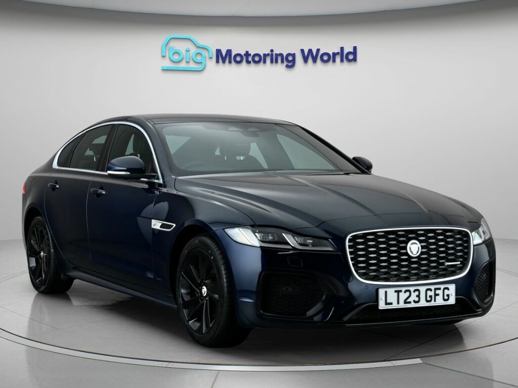 Jaguar XF R-dynamic S Blue