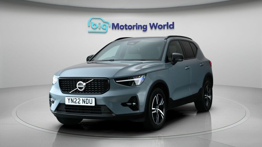 Volvo XC40 Plus Dark YN22NDU Grey #3