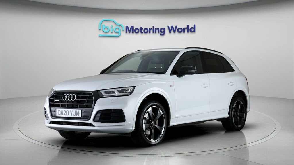 Audi Q5 Black Edition DA20VJM White #3