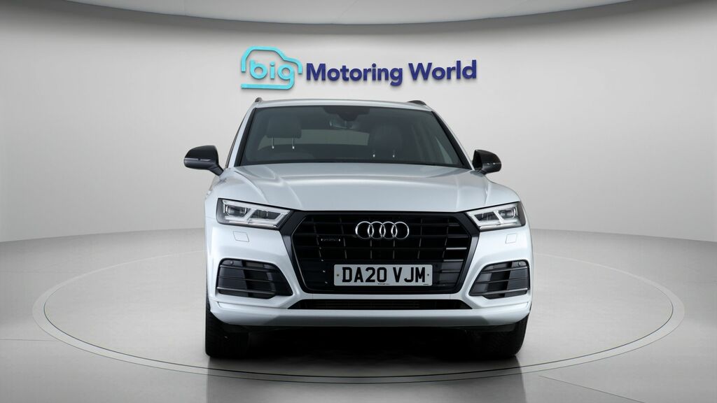 Audi Q5 Black Edition DA20VJM White #2