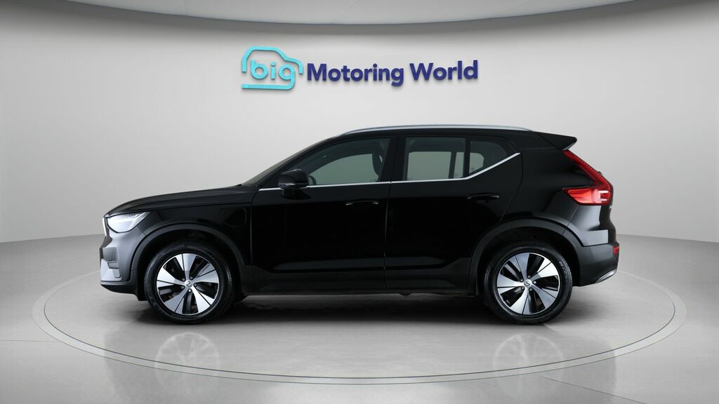 Volvo XC40 Core Black #4