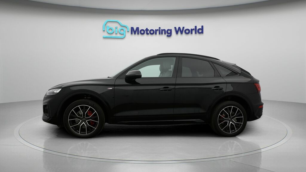 Audi Q5 Edition 1 MV72ZMO Black #4