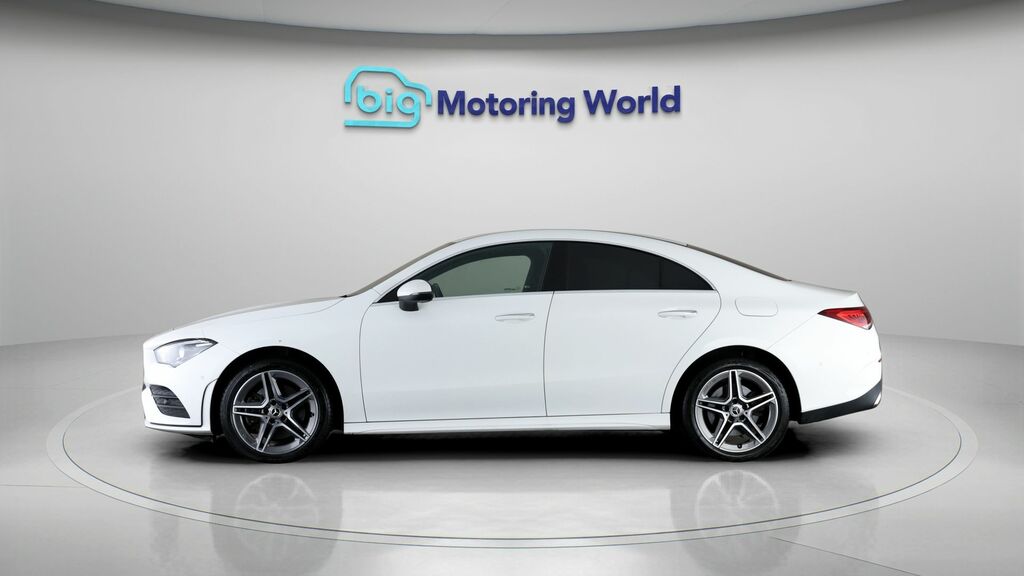 Mercedes-Benz CLA Class Amg Line OY22VFK White #4