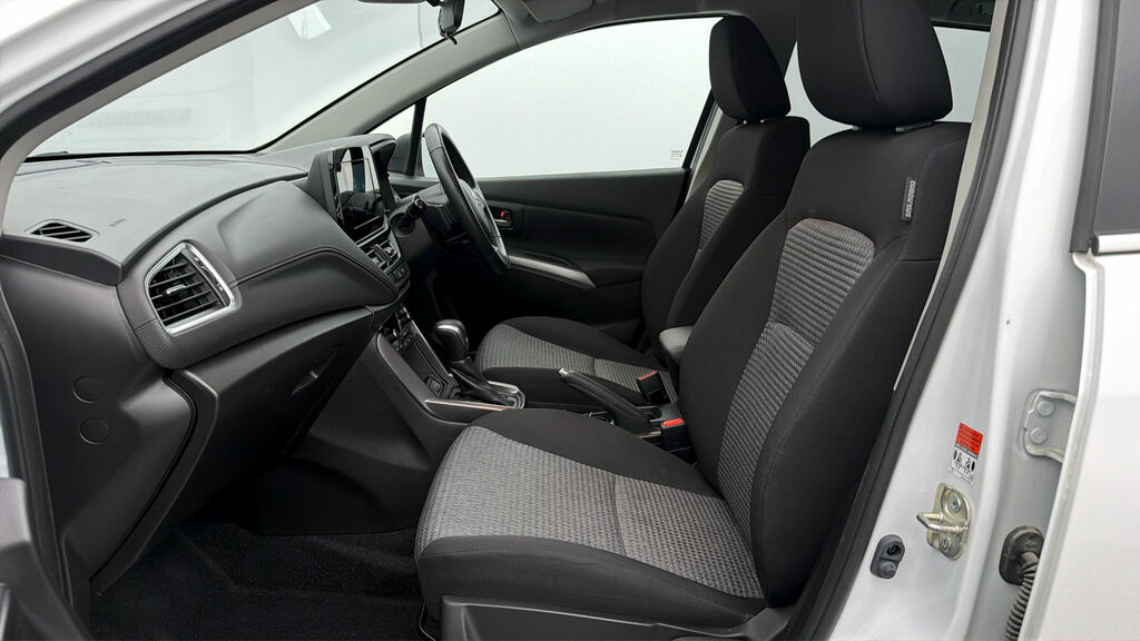 Suzuki S Cross Motion KP73RHX White #5