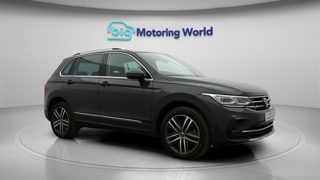 Volkswagen Tiguan Elegance Grey