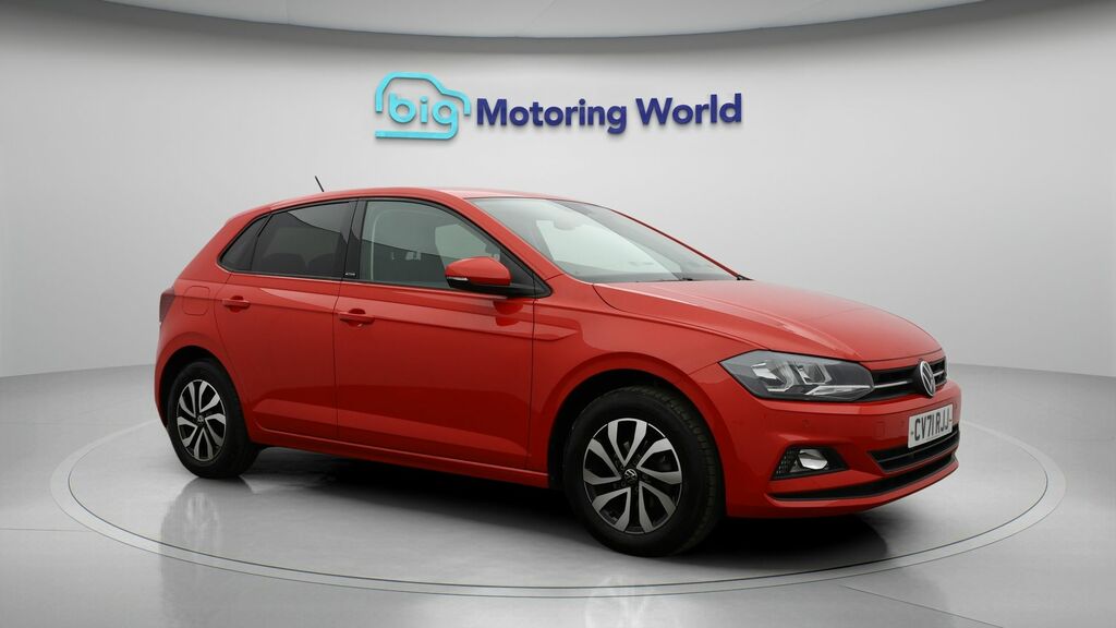 Volkswagen Polo Active Red