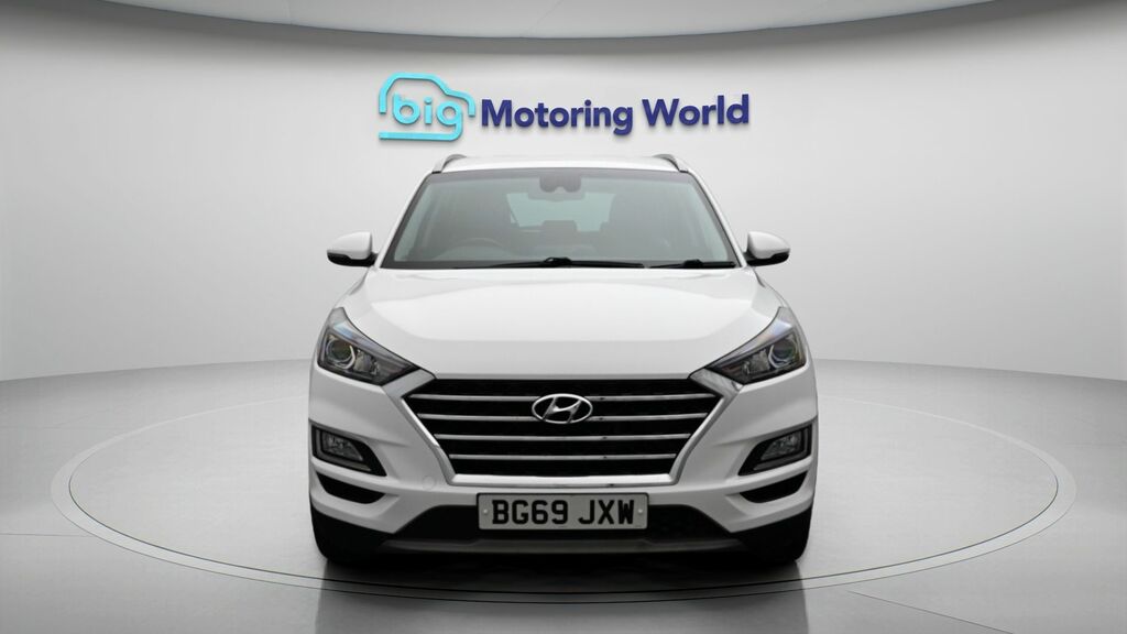 Hyundai Tucson Premium BG69JXW White #2