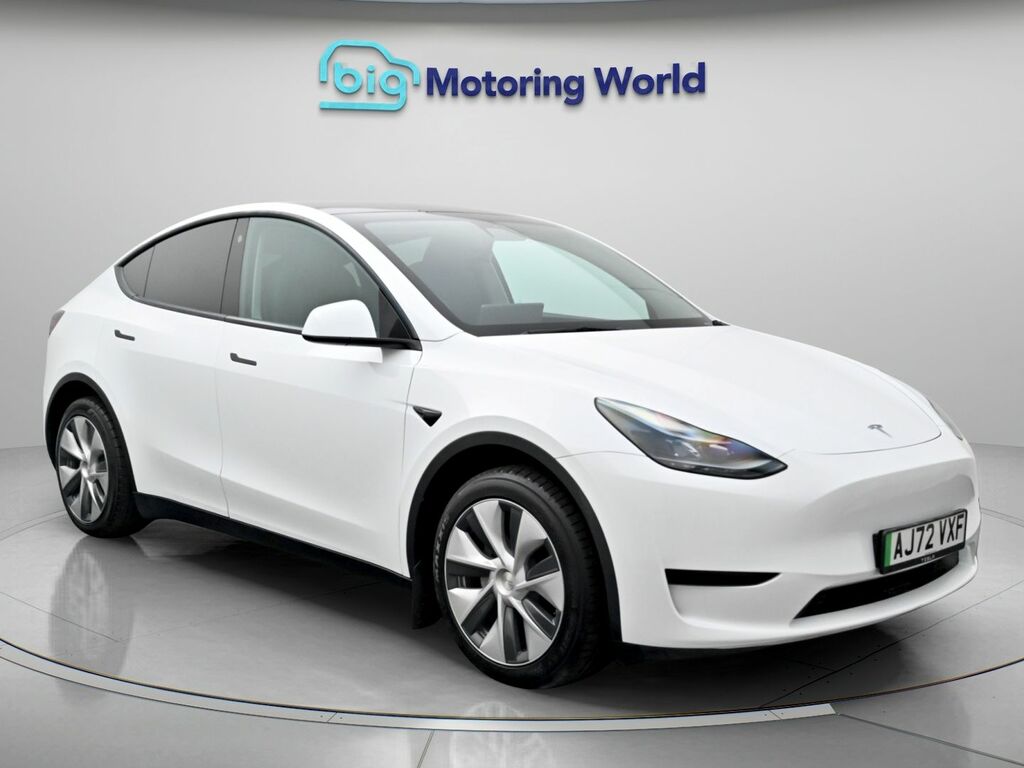 Tesla Model Y Y Model Y Rwd White
